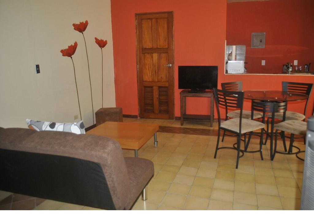 Apartamentos Casa Amarilla Granada Exterior photo