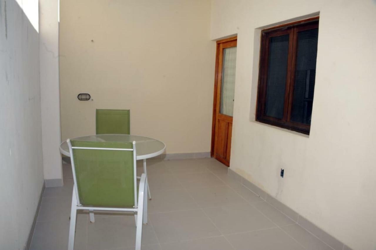 Apartamentos Casa Amarilla Granada Exterior photo